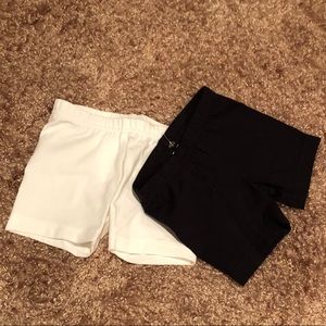 Set of two shorts 6 months